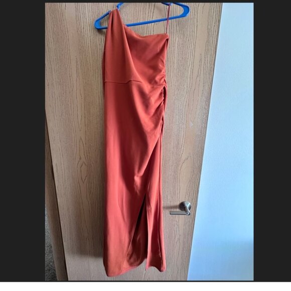 Pretty Garden One Shoulder Sleeveless Ruched Bodycon Dress Medium Brown (Orange) - Picture 3 of 4